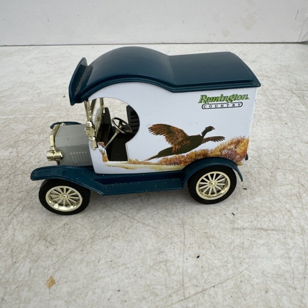 1912 Ford Model T Gearbox Remington Country Delivery Car Diecast Bank 1/24 (AA1)